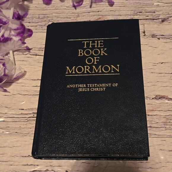 3/$13 The Book of Mormon, another testament of Jesus adult non fiction book - Picture 1 of 2